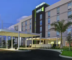 Photo 2 - Home2 Suites by Hilton West Palm Beach Airport, FL