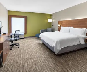 Photo 5 - Holiday Inn Express Statesboro, an IHG Hotel