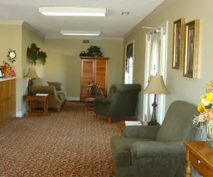 Photo 3 - Honeysuckle Inn - Mountain View
