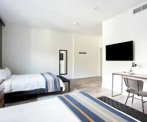 Photo 4 - The Queen Hotel Queen Village, Sonder by Marriott Bonvoy