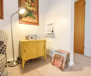 Photo 3 - 1 Br70's Inspired Comfy Condoclose to Broadmoor