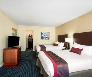 Photo 4 - Ramada by Wyndham Virginia Beach