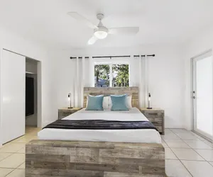 Photo 4 - Alani Bay Premium Condos
