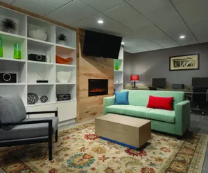 Photo 4 - Country Inn & Suites by Radisson, Oklahoma City-Bricktown, OK