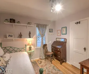 Photo 3 - 2Br Relax Lovely Home With Fairytale Garden