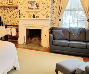 Photo 4 - The Jeremiah Mason House B & B