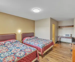 Photo 5 - Viking Motel