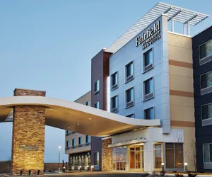 Photo 2 - Fairfield Inn & Suites by Marriott Sheboygan