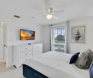 Photo 5 - Dorando Ct 600 Marco Island Florida Vacation Rental 3 Bedroom Home by Redawning