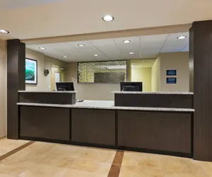 Photo 3 - Candlewood Suites Louisville - NE Downtown Area by IHG