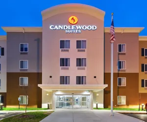 Photo 2 - Candlewood Suites Louisville - NE Downtown Area by IHG