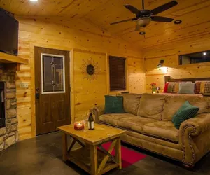 Photo 5 - Sunsettin Cabin With Fireplace, Free Wifi, and Parking Onsite by Redawning