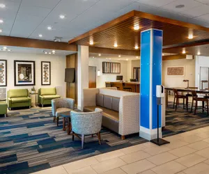 Photo 3 - Holiday Inn Express & Suites Bend South by IHG