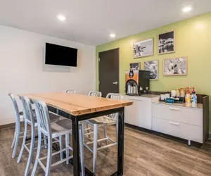 Photo 5 - WoodSpring Suites Doral Miami Airport