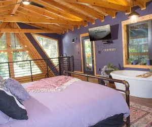 Photo 4 - Whispering Waters 1 Bedroom Cabin by RedAwning