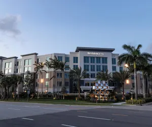 Photo 2 - Residence Inn by Marriott Palm Beach Gardens