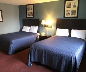 Photo 5 - Latham Inn