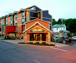 Photo 2 - Lake Placid Inn Boutique Hotel