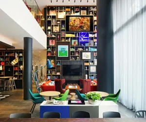 Photo 4 - citizenM Washington DC Capitol