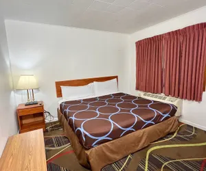 Photo 2 - Village Inn