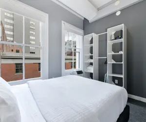 Photo 3 - Temple Place Suites