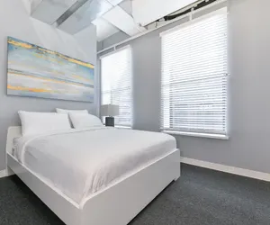 Photo 5 - Temple Place Suites