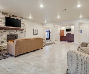 Photo 3 - Cobblestone Hotel & Suites - Cozad