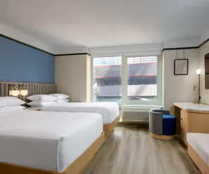 Photo 5 - Delta Hotels by Marriott New York Times Square