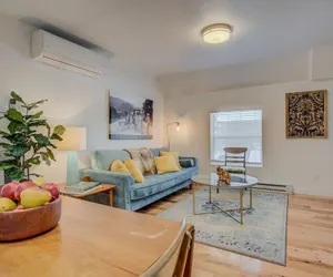 Photo 2 - 1BR Downtown Urbanitydining, Drink, Cafes & Escape