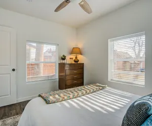 Photo 5 - 1brlovely Stylish Downtownclose To Everything