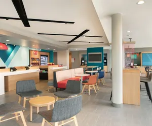 Photo 3 - avid hotel Denver Airport Area by IHG
