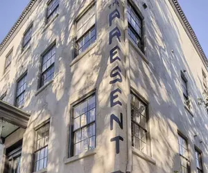 Photo 2 - The Present Hotel
