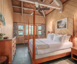 Photo 4 - Niulani Lanikai - Kauai Beach House 4 Bedroom Home by RedAwning