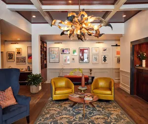 Photo 3 - The Oliver Hotel