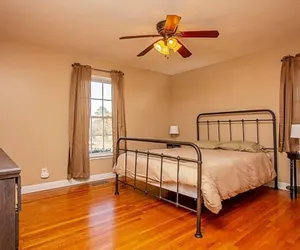 Photo 3 - The Dandridge Guest House