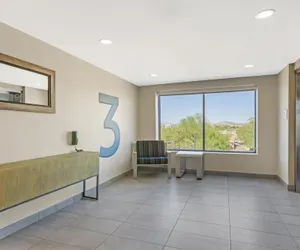 Photo 5 - Best Western Plus Executive Residency Phoenix North Happy Valley