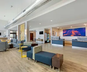Photo 4 - Best Western Plus Executive Residency Phoenix North Happy Valley