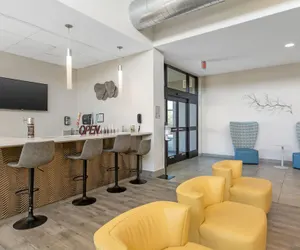 Photo 3 - Best Western Plus Executive Residency Phoenix North Happy Valley