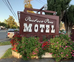 Photo 2 - Pacheco Pass Motel