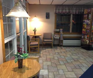 Photo 4 - Spinning Wheel Inn