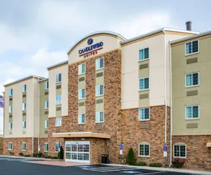 Photo 2 - Candlewood Suites Pittsburgh Cranberry, an IHG Hotel