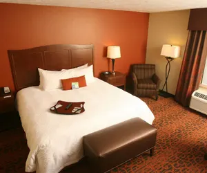 Photo 4 - Hampton Inn & Suites by Hilton Fargo Medical Center