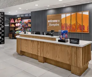 Photo 3 - Hampton Inn Vernon