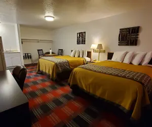 Photo 4 - Motel West