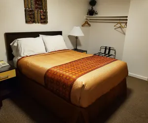 Photo 5 - Motel West