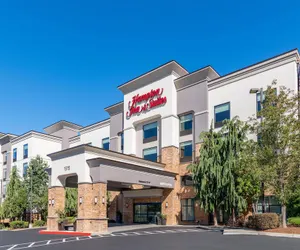 Photo 2 - Hampton Inn & Suites Tacoma/Puyallup