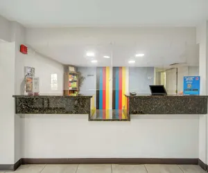 Photo 4 - Motel 6 San Antonio, TX – I-35 North Corridor