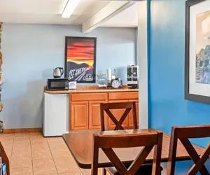 Photo 3 - Travelodge by Wyndham Las Vegas NM