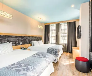 Photo 2 - TRYP by Wyndham New York City Times Square / Midtown
