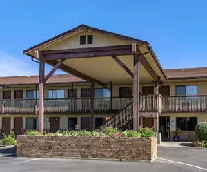 Photo 2 - Econo Lodge Ellensburg Near University